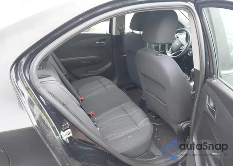 2015 Chevrolet Sonic Lt Auto z USA, uszkodzony, nr VIN 1G1JC5SH3F4163473